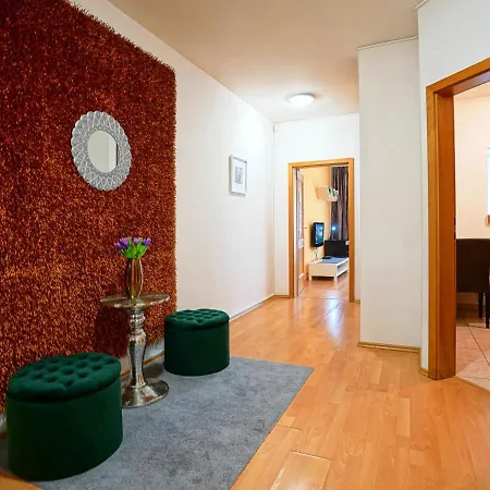 Apartments City Centre Bratislava Exterior photo
